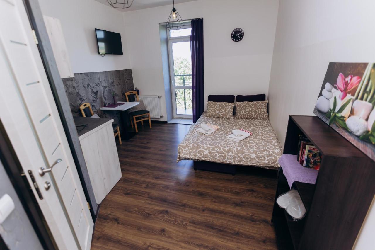 איוונו-פרנקיבסק Нові Apartments Біля Жд Вокзалу מראה חיצוני תמונה