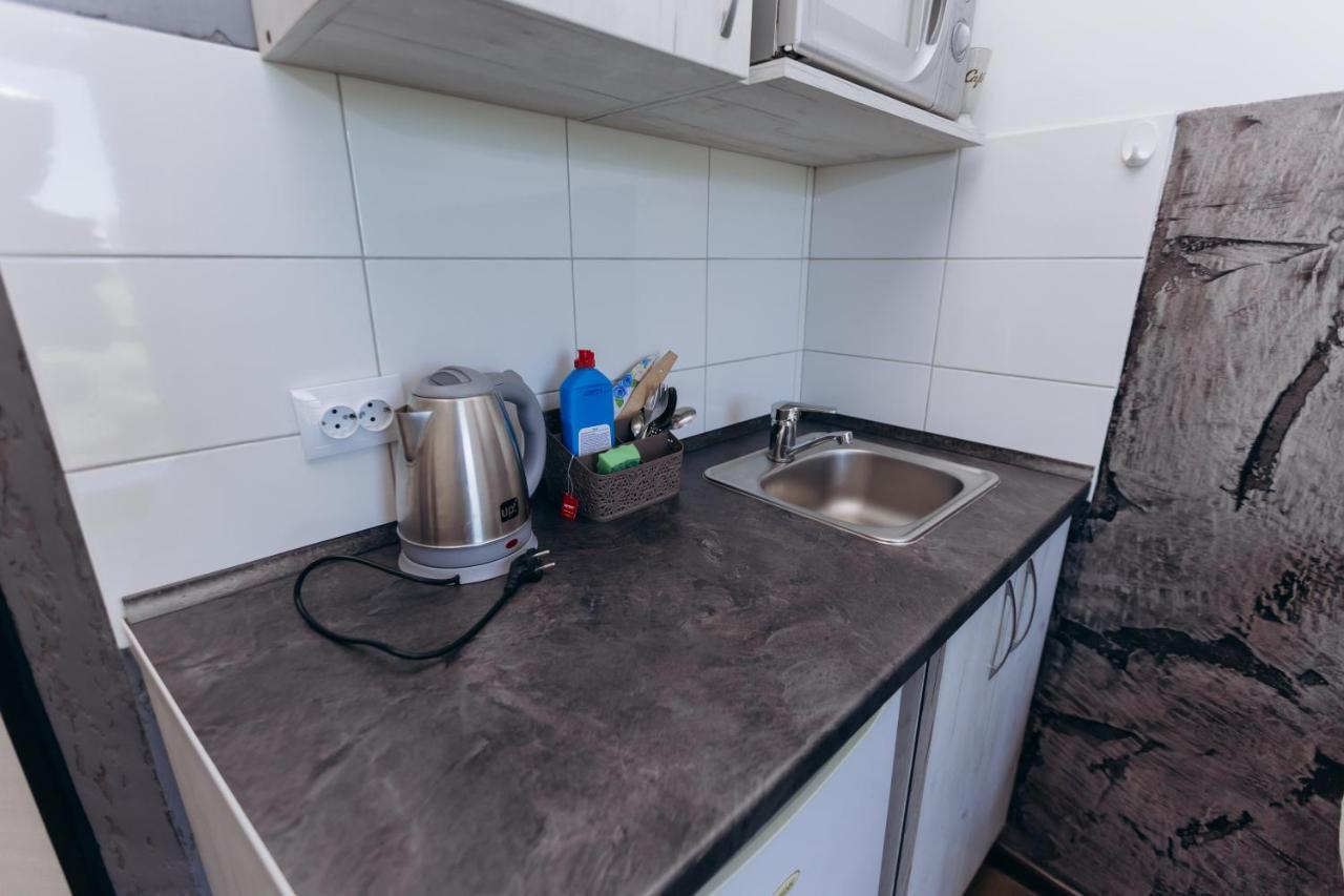 איוונו-פרנקיבסק Нові Apartments Біля Жд Вокзалу מראה חיצוני תמונה