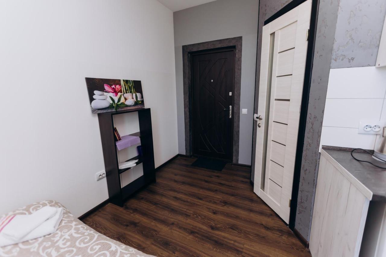 איוונו-פרנקיבסק Нові Apartments Біля Жд Вокзалу מראה חיצוני תמונה